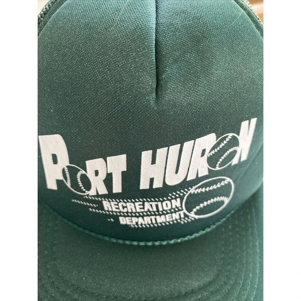 YoungAn Port Huron Recreation Department Youth Trucker Hat Green‎ Snapback Cap